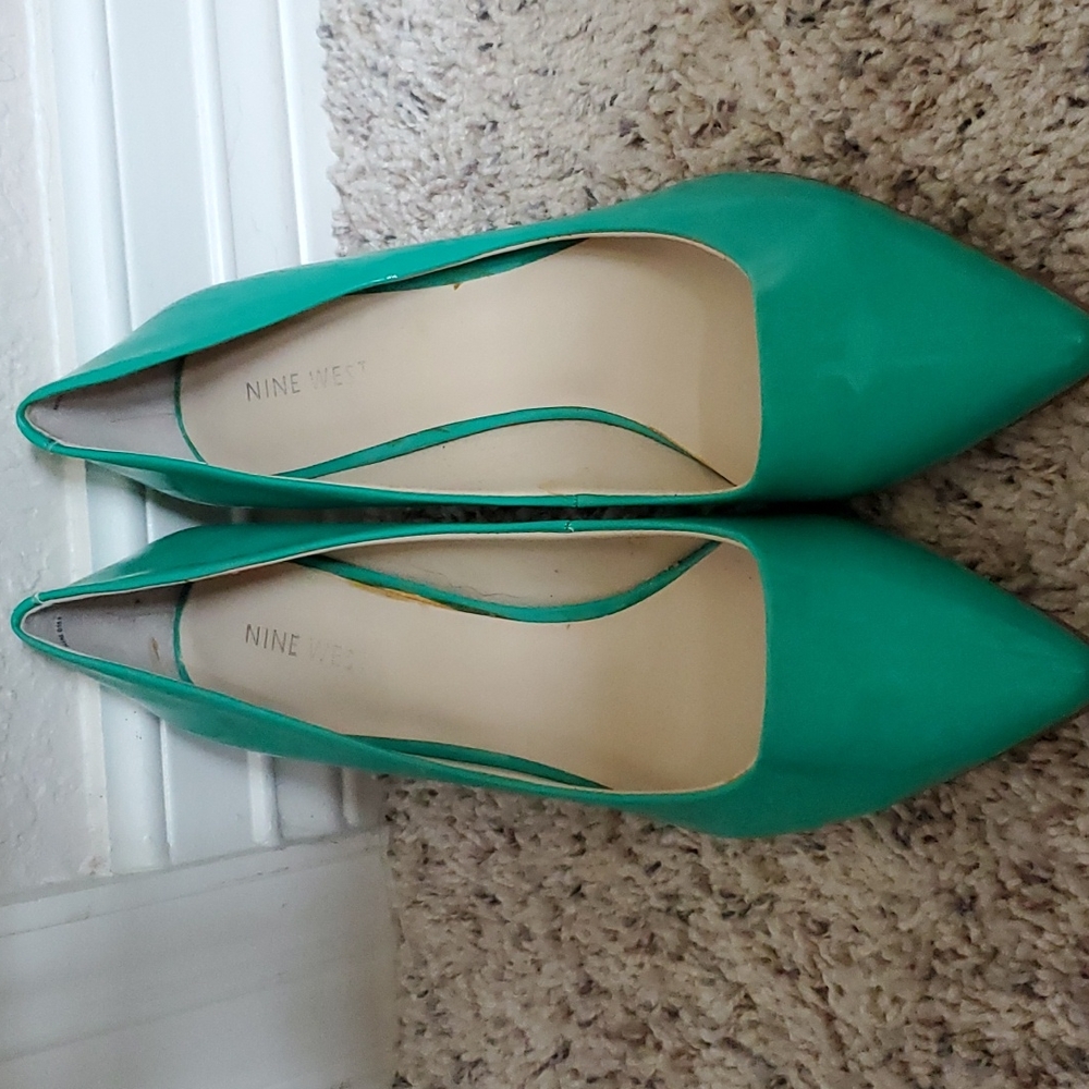 Nine West Green Pointed Heels